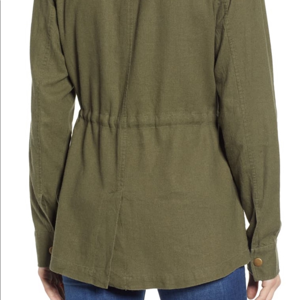 Marty Regular & Petite (P): Runs large;